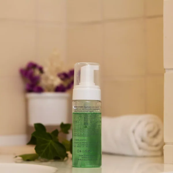 Soothing cleansing mousse - Image 2